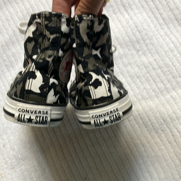 Converse AS Hi Sneaker Black White Shark Canvas kids Sharks Pattern 666888F - Picture 3 of 11